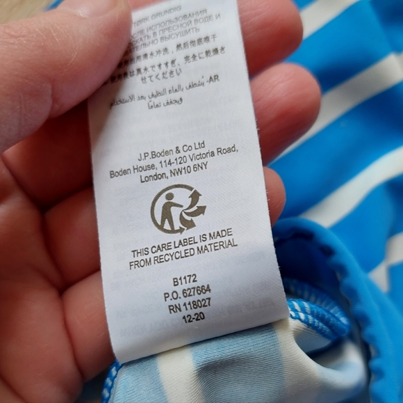 Mini Boden swimsuit 9-10 years - Picture 7 of 9